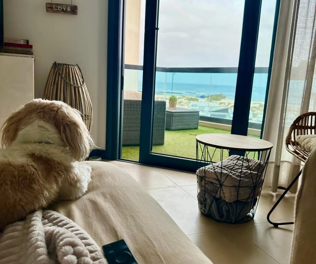Apartmán Apartamento Villa Bruno Con Vistas Al Mar, Primera Linea De Playa Cotillo